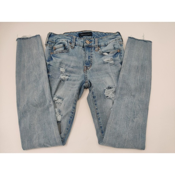 Aéropostale Women's Size 2 Regular Light Blue Jeans Distressed Raw Hem Casual - Picture 1 of 14